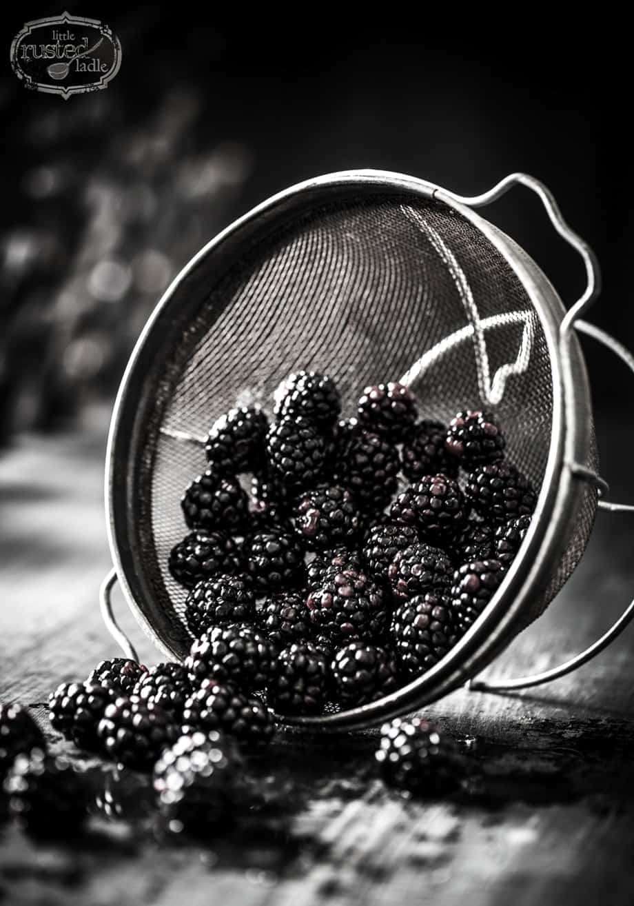 Black & White Appetizer Recipes | Vanilla Custard with Blackberries | www.littlerustedladle.com