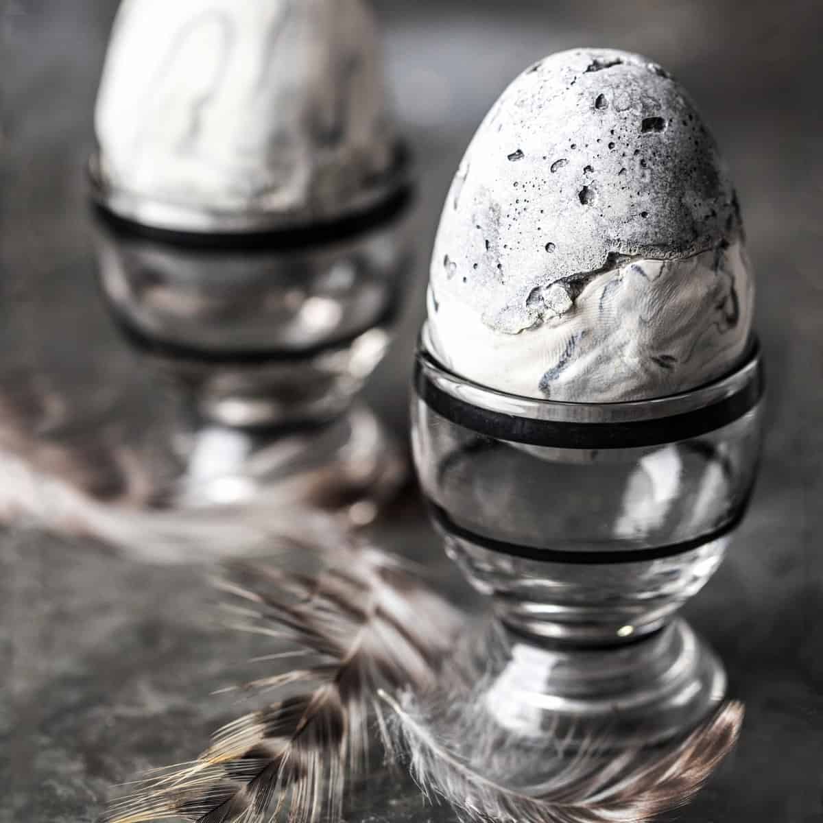 DIY Marble and Concrete Easter Egg Craft