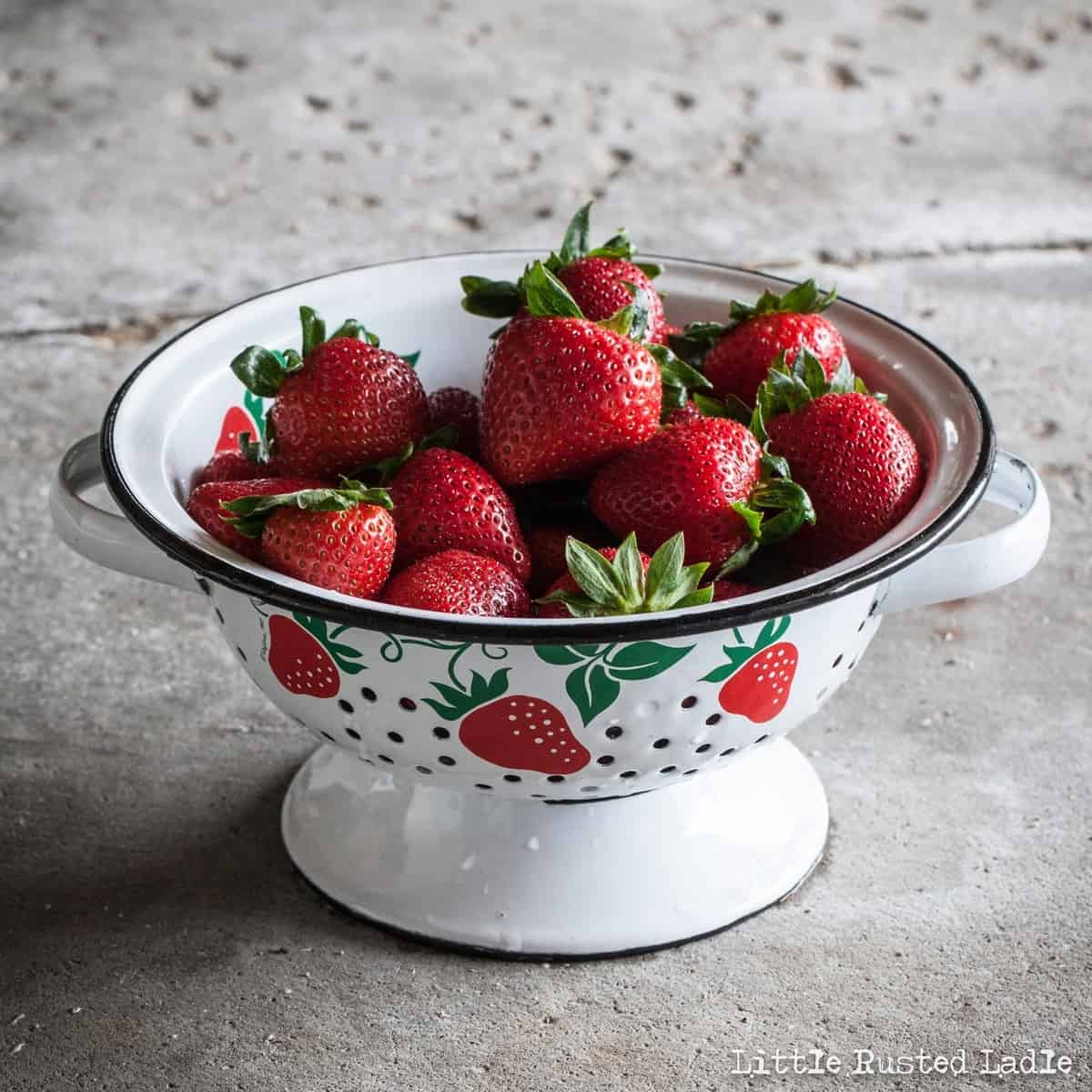 Fresh Strawberry Pie Food Photography - Little Rusted Ladle001- WebWM